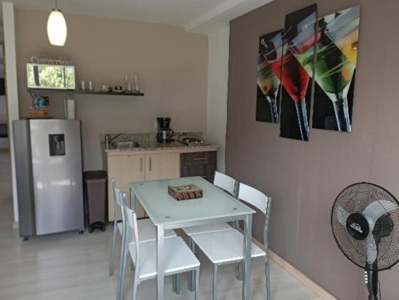 Apartasuite Laureles Cmc Medellín Exteriör bild